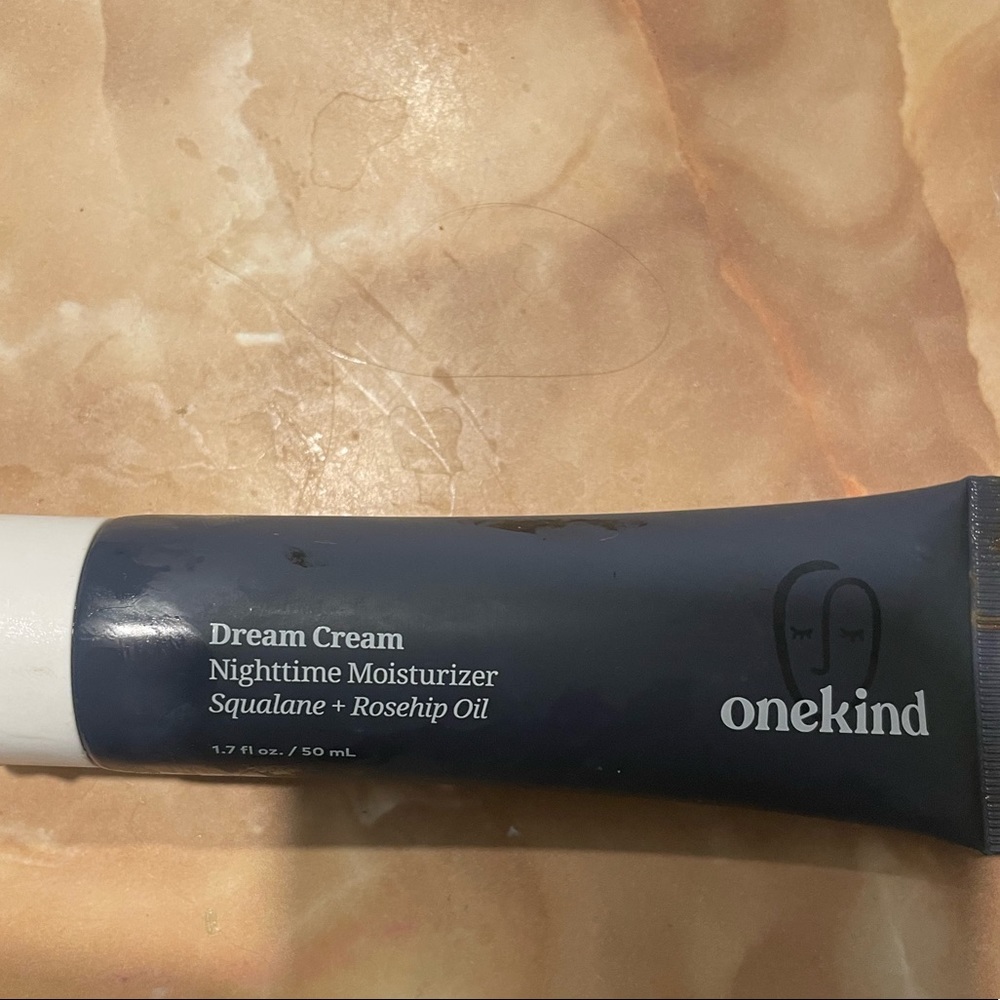 Onekind dream cream night cream